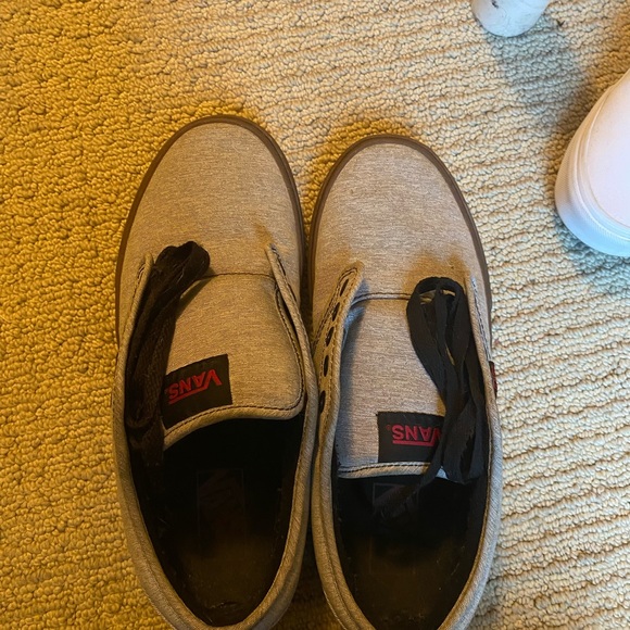 Vans - Picture 2 of 6